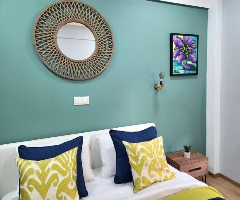 Victoria Suite Vipgreece Athena Bagian luar foto